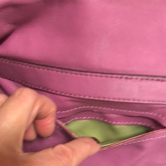 B Makowsky cross body bag - Picture 5 of 16